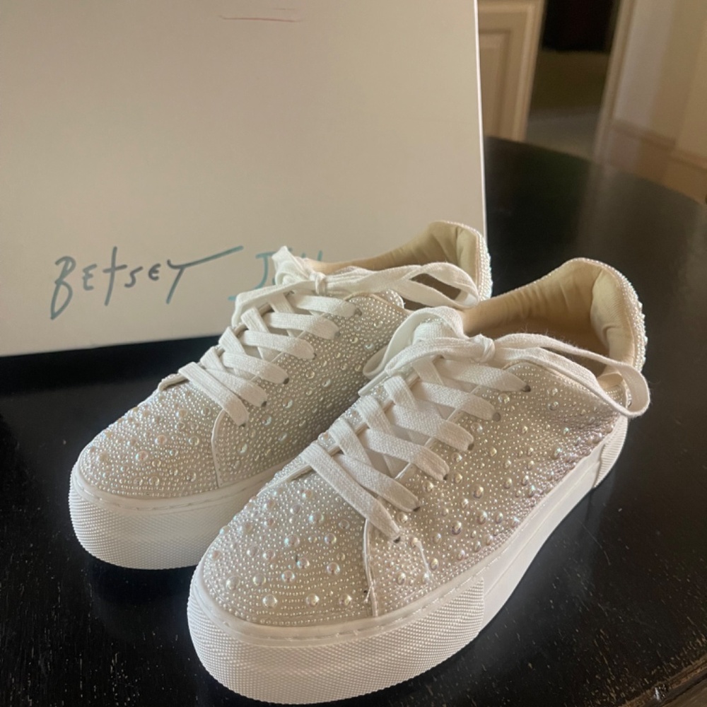 Betsy Johnson Sidny Pearl Platform Sneakers - Picture 2 of 8